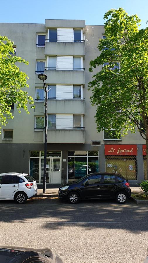 Апартаменти Studio Individuel - Le Musset & Parking Gratuit Devant L'Immeuble Гренобль Екстер'єр фото